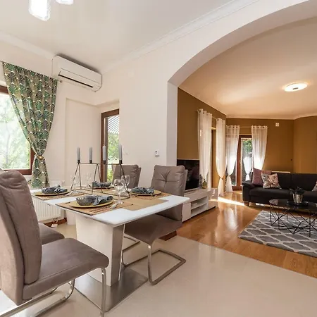 Zen Luxury Apartment *
