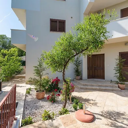 Zen Luxury דירה *